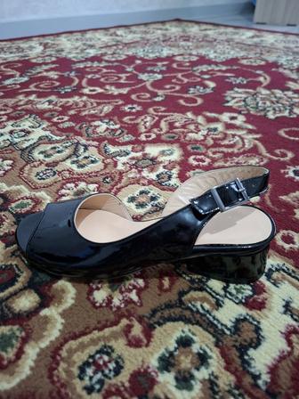 Летние босоножки