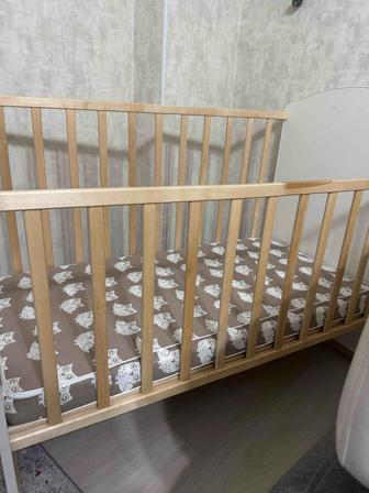 Продам детскую кроватку