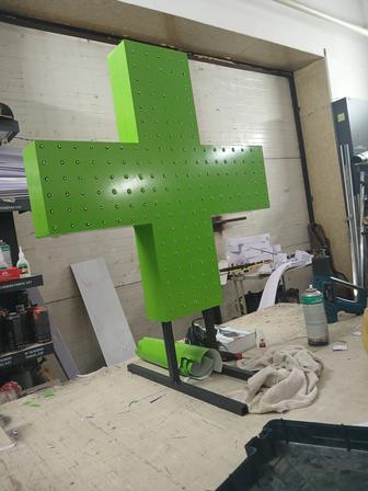 Аптечные крестики изготовление,установка