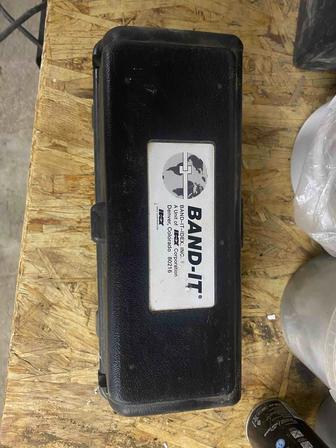 Продам инструмент BAND-IT-IDEX