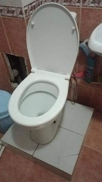Продам унитаз