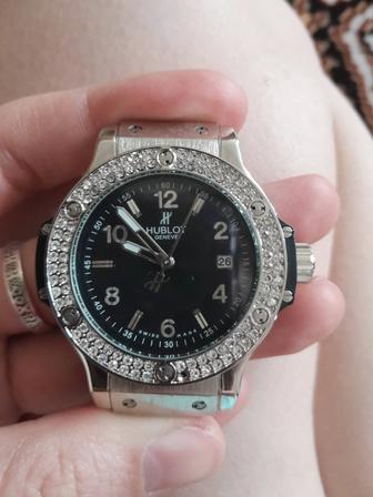 Часы hublot женские