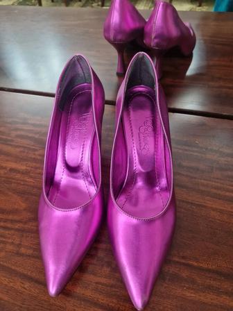 Женские туфли