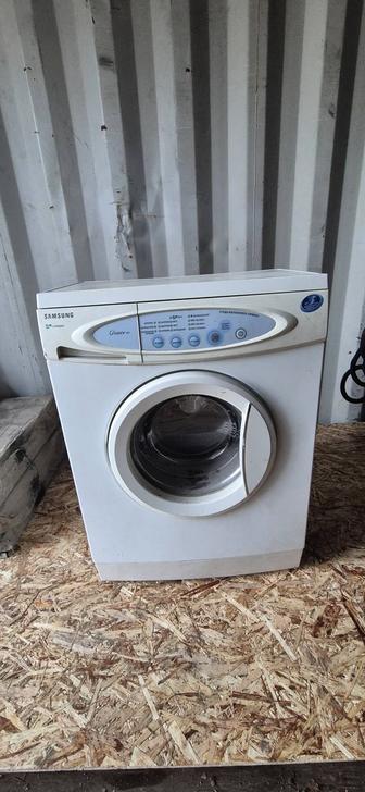 Стиральная машинка Samsung