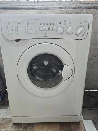 Продам стиральную машину