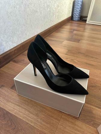 Продам туфли и сапоги 40й размер