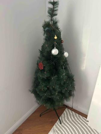 Искусственная елка