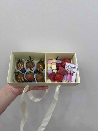 срочно клубника в шоколаде микс бокс низкая цена