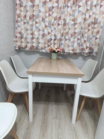 Кухонный стол