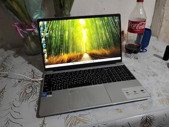 Продам ноутбук в полной заводской комплектации