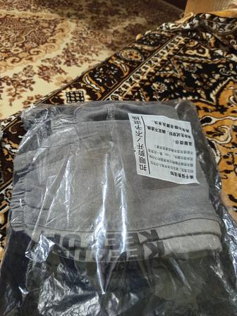 Мужские джинсы новые 2 хл размер с этикеткой.