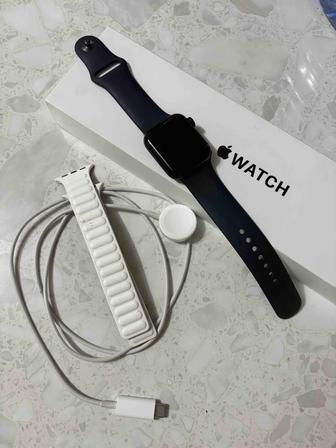 Продается Apple Watch SE 2