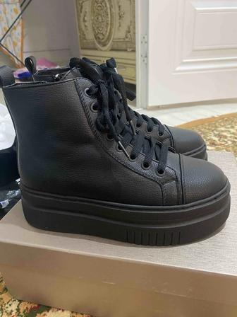 Зимние ботинки новые