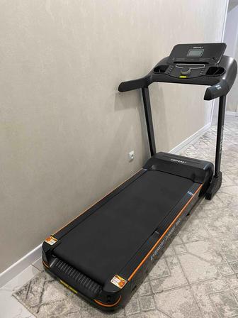 Продам беговую дорожку EVEREST D1000S PRO