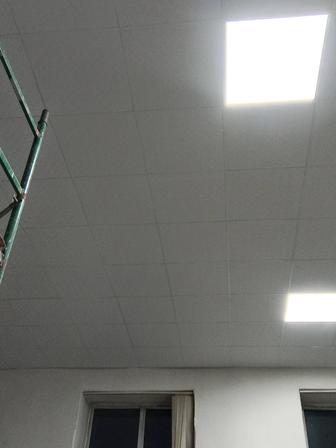 Монтаж потолков Армстронг.