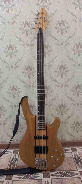Продам бас-гитару Ashtone ABT-405