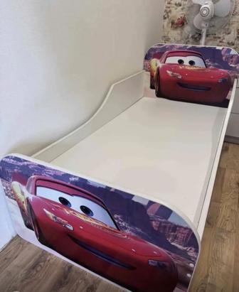 Продам кровать детскую