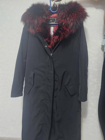 Куртка ,парка
