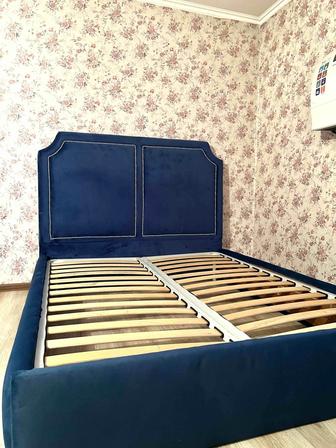 Продам кровать 160 на 200 без матраса