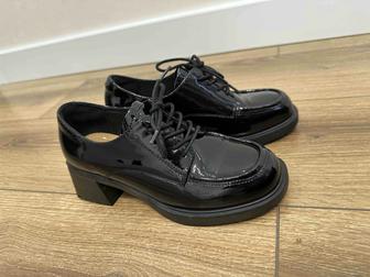 Продам лоферы срочно