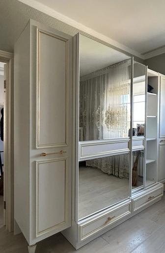 Шкаф , тахта , тумбы , комод