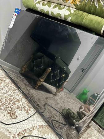 Продам смарт телевизор