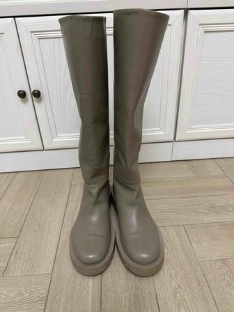 Женские кожаные сапоги