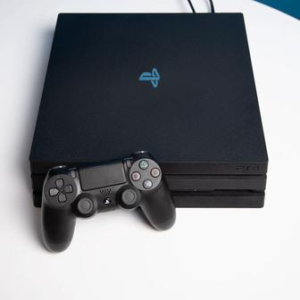 PlayStation 4 (1 ТБ 2 джойстика 7 игр)