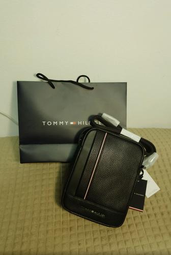 Продам оригинальную мужскую барсетку Tommy Hilfiger