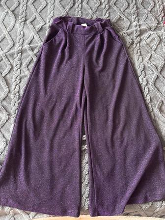 Продаю брюки фиолетовые из люрекса. Производство Италия, размер 42-44
