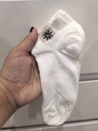 Продам женские носки белые