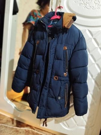 Продам пуховики для мальчиков