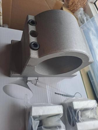 Крепление для шпинделя D80. Количество 1 шт.