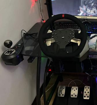 Продам игровой руль. Полный новый комплект