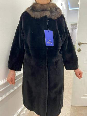 Шуба норковая с воротником из соболя