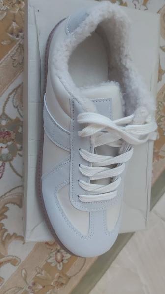 Зимний кроссовки