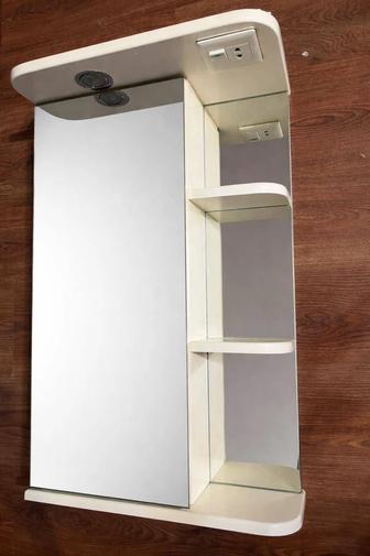 Зеркало с полками