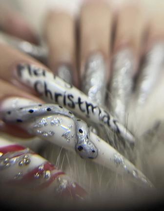 модель на маникюр