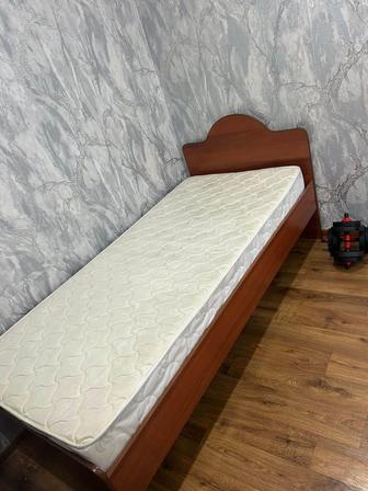 Спальные кровати