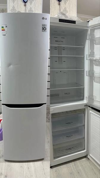 Холодильник в отличном состоянии