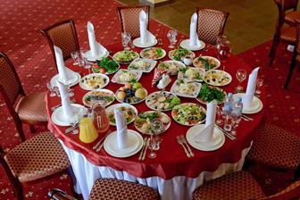 Новогодние фуршеты ,банкеты .