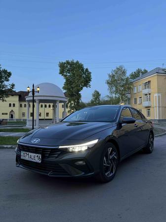 Аренда Hyundai Elantra 2025