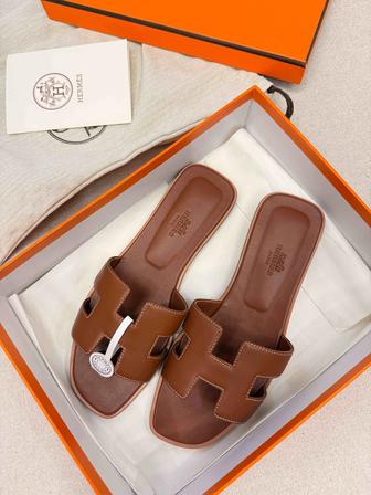 Шлепанцы Hermes