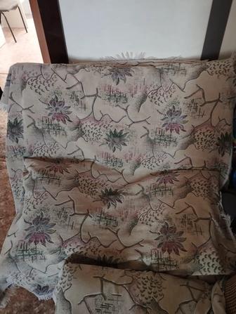 Отдам бесплатно диван и 2 кресло