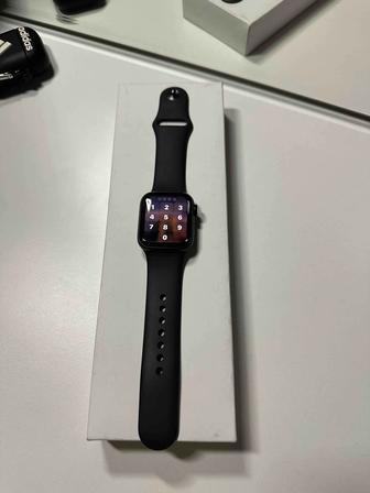 Продам Apple Watch