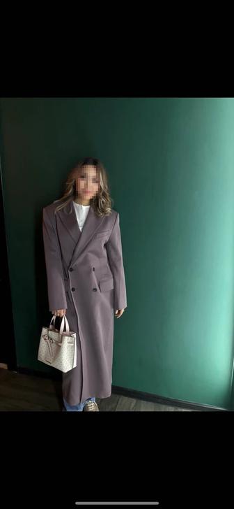 Пальто весенний