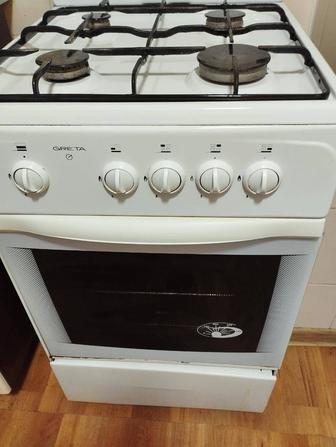 Продам газовую плиту