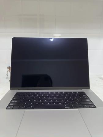MacBook Pro 16.2 M3 Pro новый, выгоднее, чем в магазине!