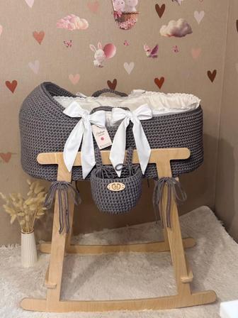 Продам вязанную люльку