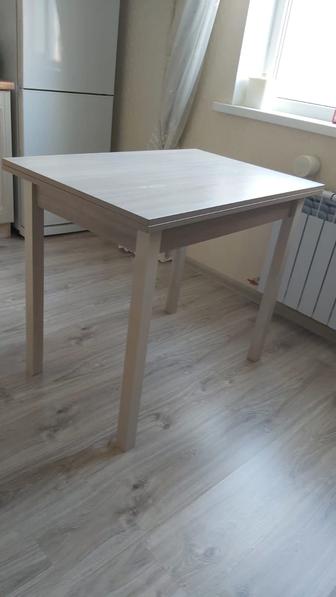 Продам стол